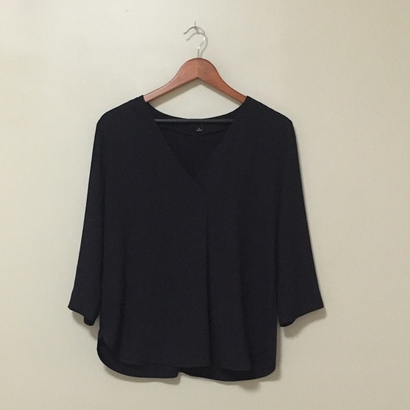 Ann Taylor V-neck Blouse in Navy