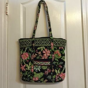 ***Vera Bradley*** Flowery Shoulder Bag