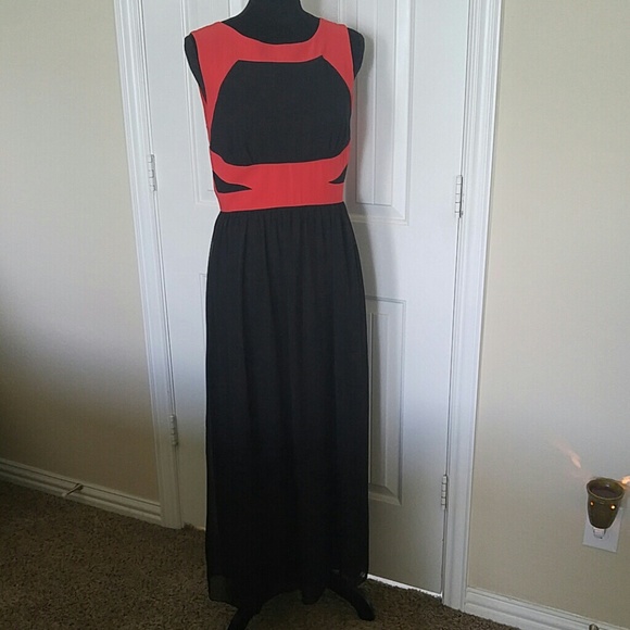 Sexy lined maxi dress