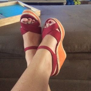 Red and Orange wedges