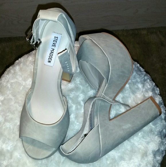 ❗❗24 hr SALE Brand NEW Steve Madden heels