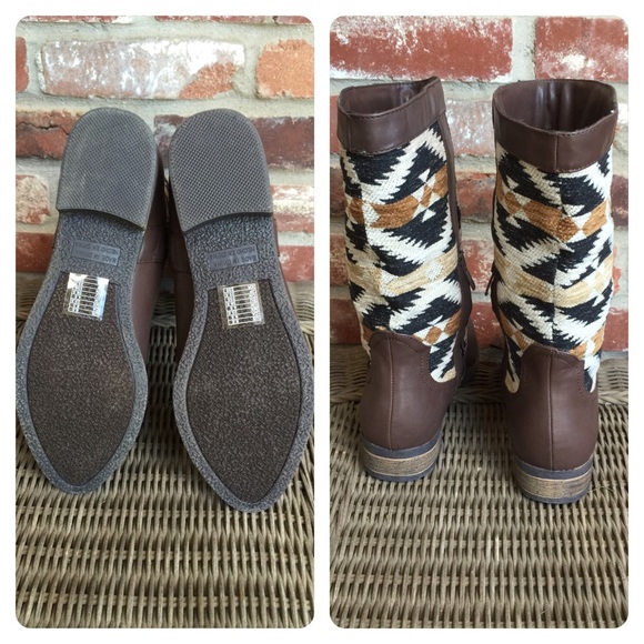 Forever 21 southwest print boots - Picture 2 of 4