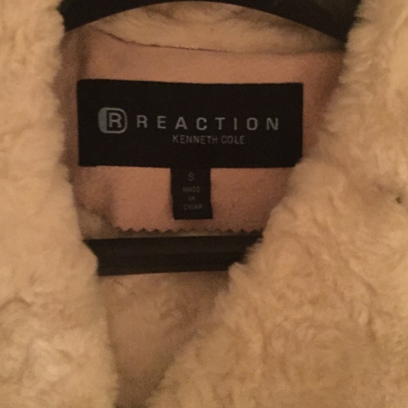 Coat - Picture 2 of 4