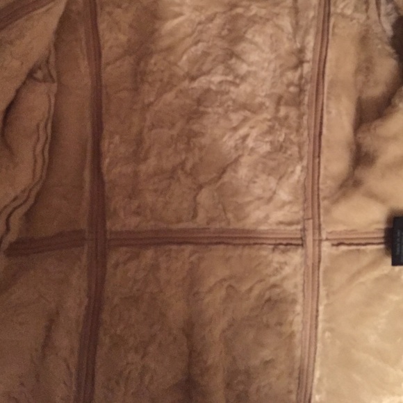 Coat - Picture 4 of 4