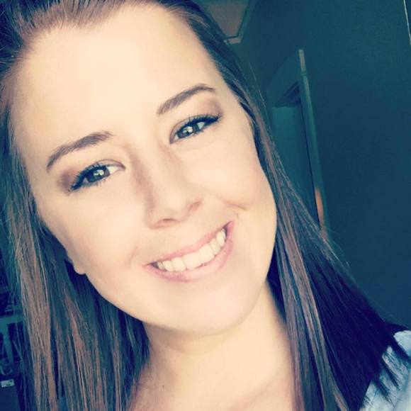 Meet your Posher, Jessica - Picture 1 of 1