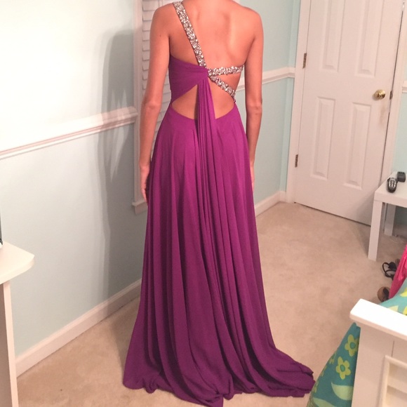 Purple prom dress ***like new*** - Picture 4 of 4