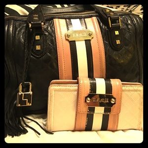 RESERVED FOR POSHOPER16