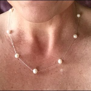 Sterling Silver Necklace w Real Pearls !