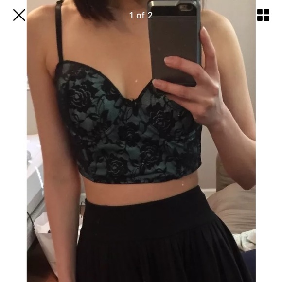 Lace crop top/bustier - Picture 2 of 2