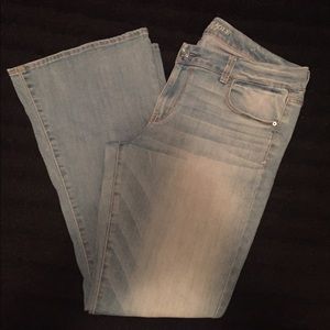 *Sale* American Eagle Boho Flare Jeans