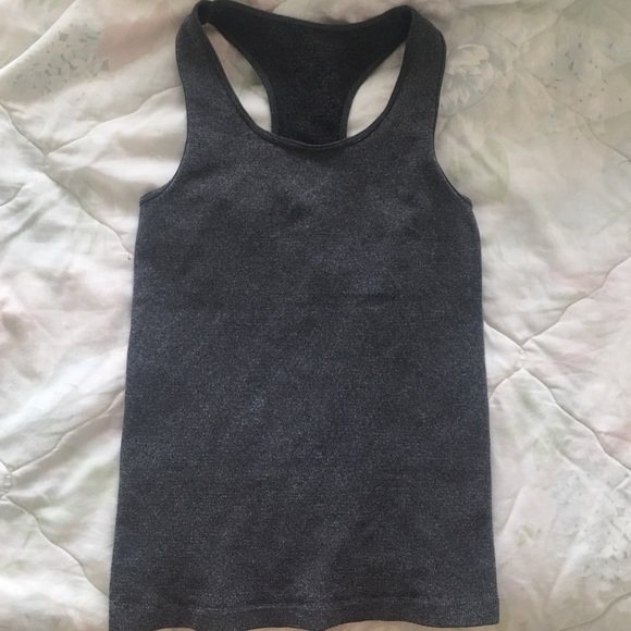 Grey tank top