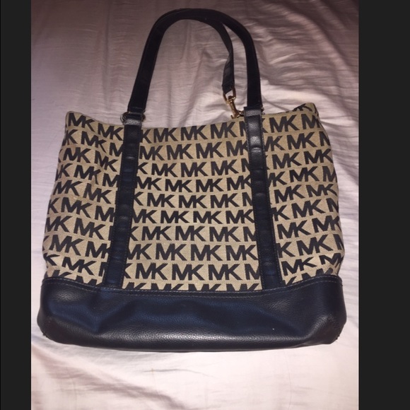 Authentic Michael Kors tote