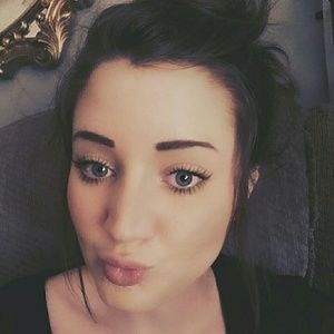 Meet your Posher, Dru