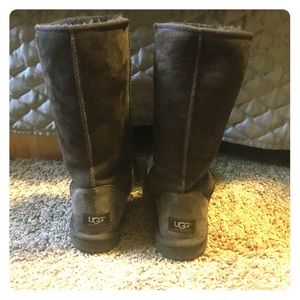 Classic tall UGG boots!