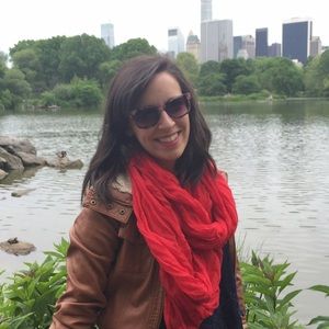 Meet your Posher, Olivia