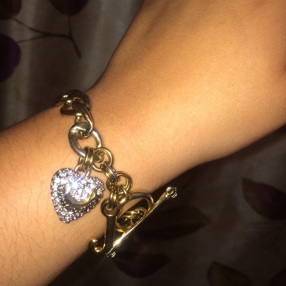 JUICY COUTURE CHARM BRACELET GOLD - Picture 3 of 3