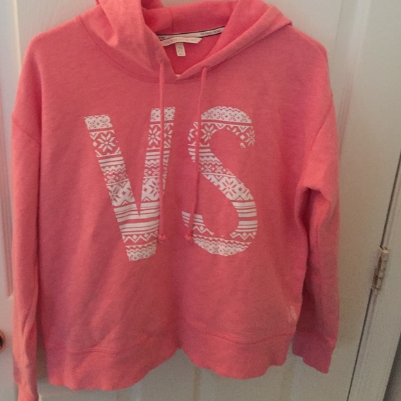 Victoria Secret Hoodie ‼️taking to platos soon ‼️