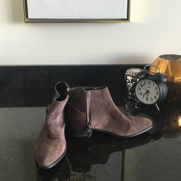 Brown leather and suede booties