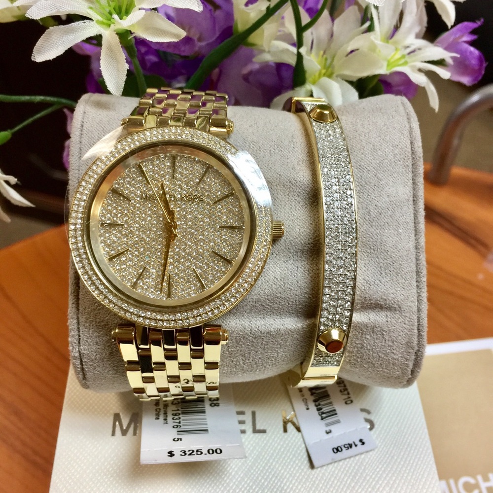 SALE💥Michael Kors Darci Gold tone watch&bracelet