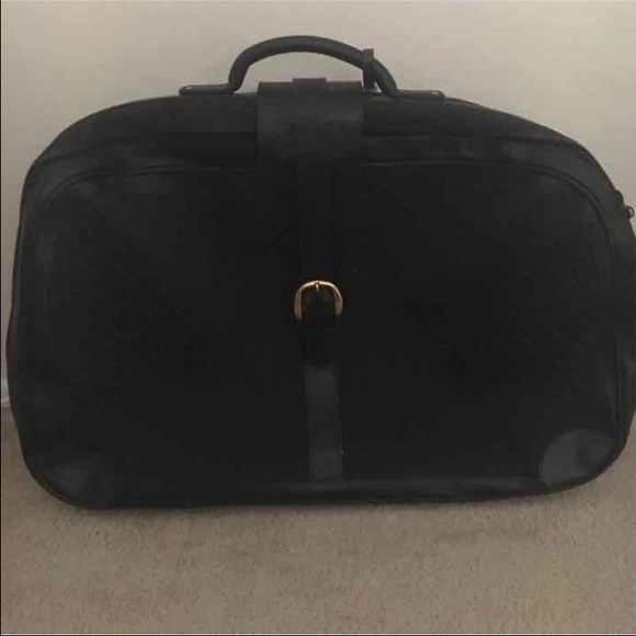 Large Gucci luggage - Picture 1 of 4