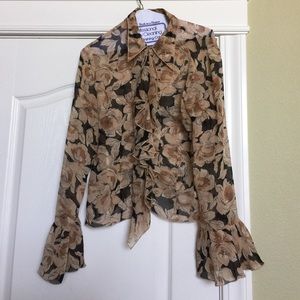 Size 8 INC cute flowery and flowy blouse
