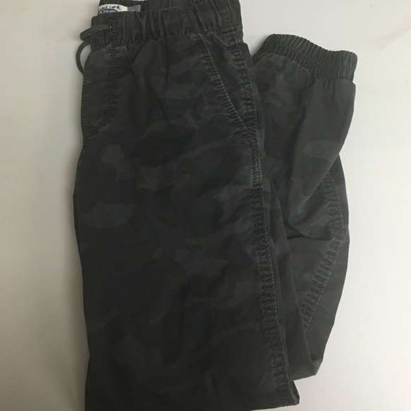 Camo joggers !