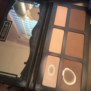 Shade + Light contouring palette USED