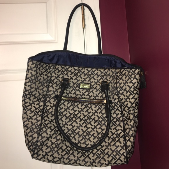 Tommy Hilfiger purse