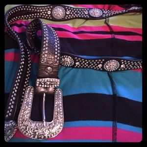 Bling leather belt