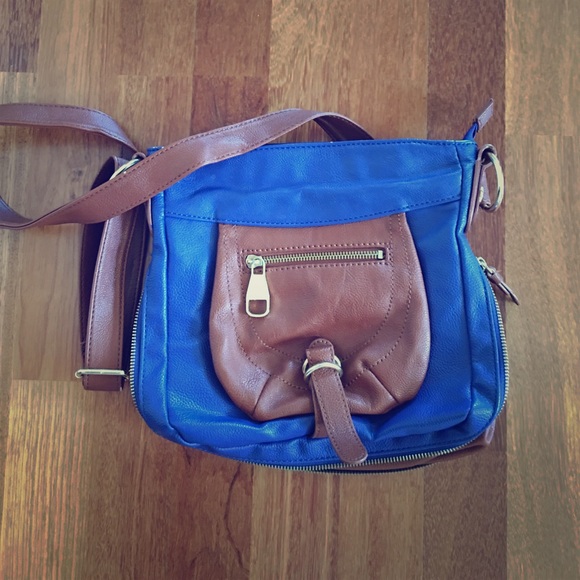 Steve Madden cross body purse