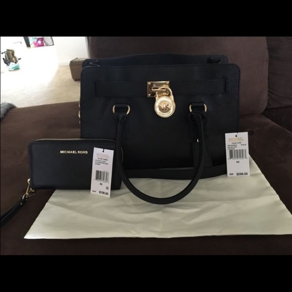 Michael Kors Hamiliton with Matching Wallet