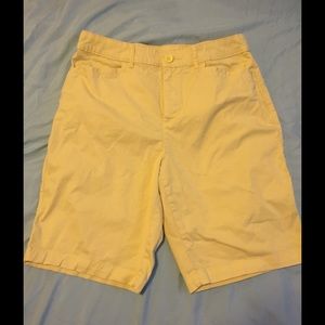 Yellow Bermudas! 🍋🌻🌼