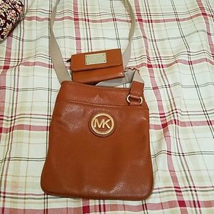 Michael Kors crossbody purse and billfold