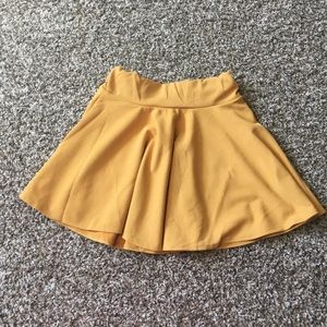 Mustard colored elastic waste skater skirt Mustard colored elastic waste skater skirt