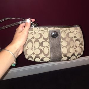 Michael Kors wristlet