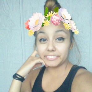 Meet your Posher, Pauline