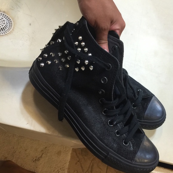 LIMITED EDITION SPIKED CONVERSE