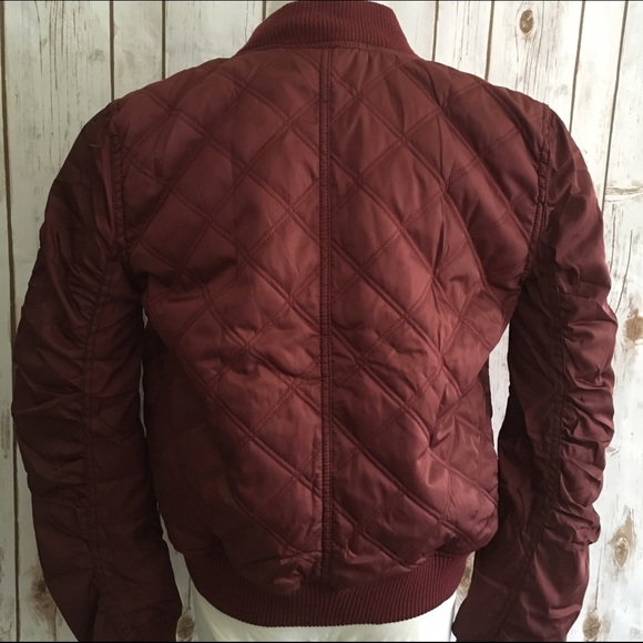 Burgundy Quilted Bomber Jacket - Picture 4 of 4