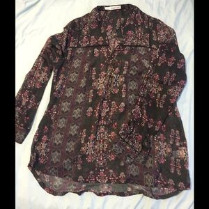 Grey top with floral design