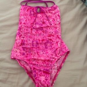 One piece pink Speedo bathing suit size 12 girls.