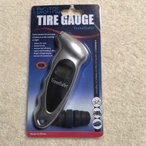 Reserved!Don't purchase if you didn't bundle this!