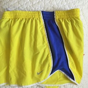 Womens Nike Dri Fit running shorts Medium (8/10)