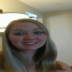 Meet your Posher, Kari