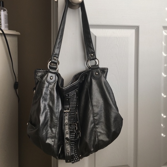 Maurice's purse