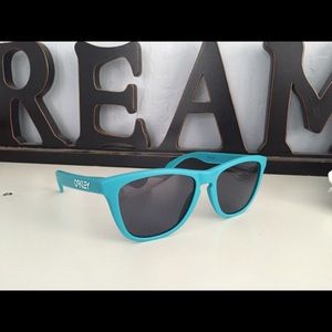 Oakley Frogskin Retro Matte Sunglasses
