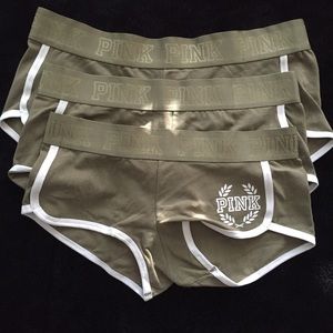 Culotte Courte Victoria's Secret Logo Rose - Taille M - Neuf Avec étiquettes
