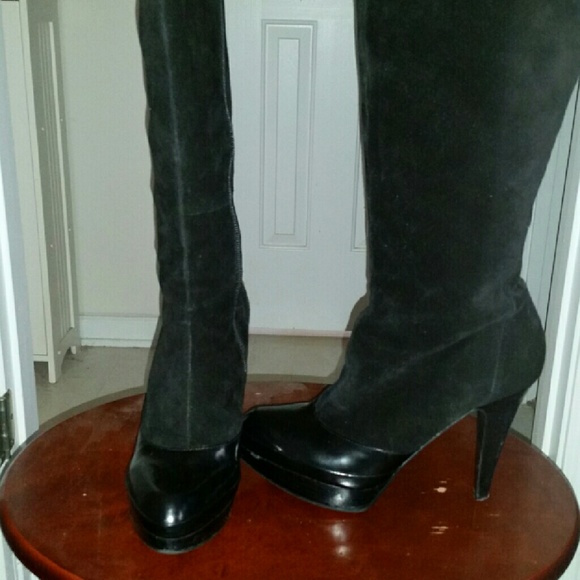 Nine West leather toe/heel Suede upper Boots