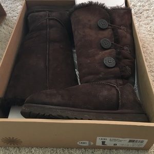 UGG Bailey Triple Button