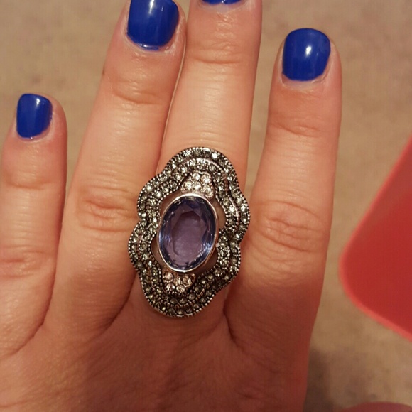 NWOT Chloe + Isabel Silver Ring Size 7 - Picture 1 of 3