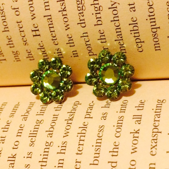 Green Crystal flower earrings